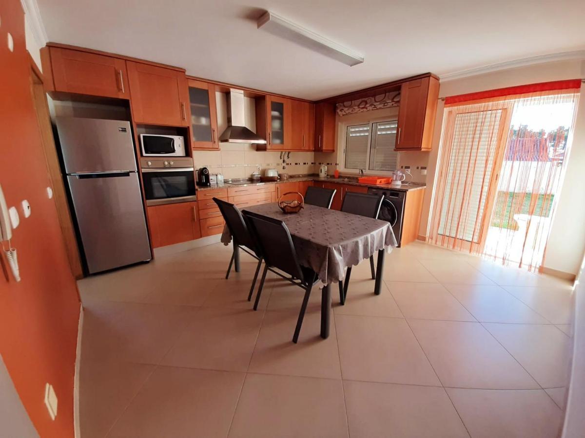 Spacious House In Aldeia Dos Pinheiros With Pool 아제이타오 외부 사진