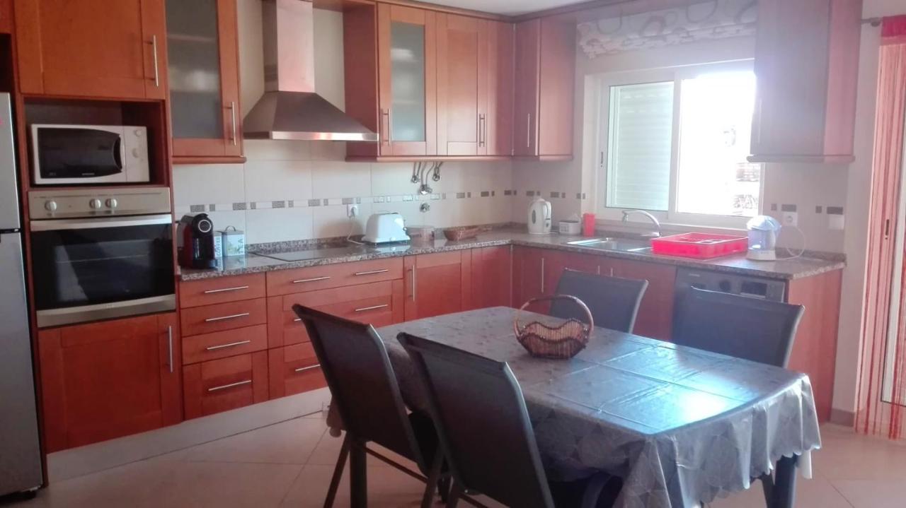 Spacious House In Aldeia Dos Pinheiros With Pool 아제이타오 외부 사진