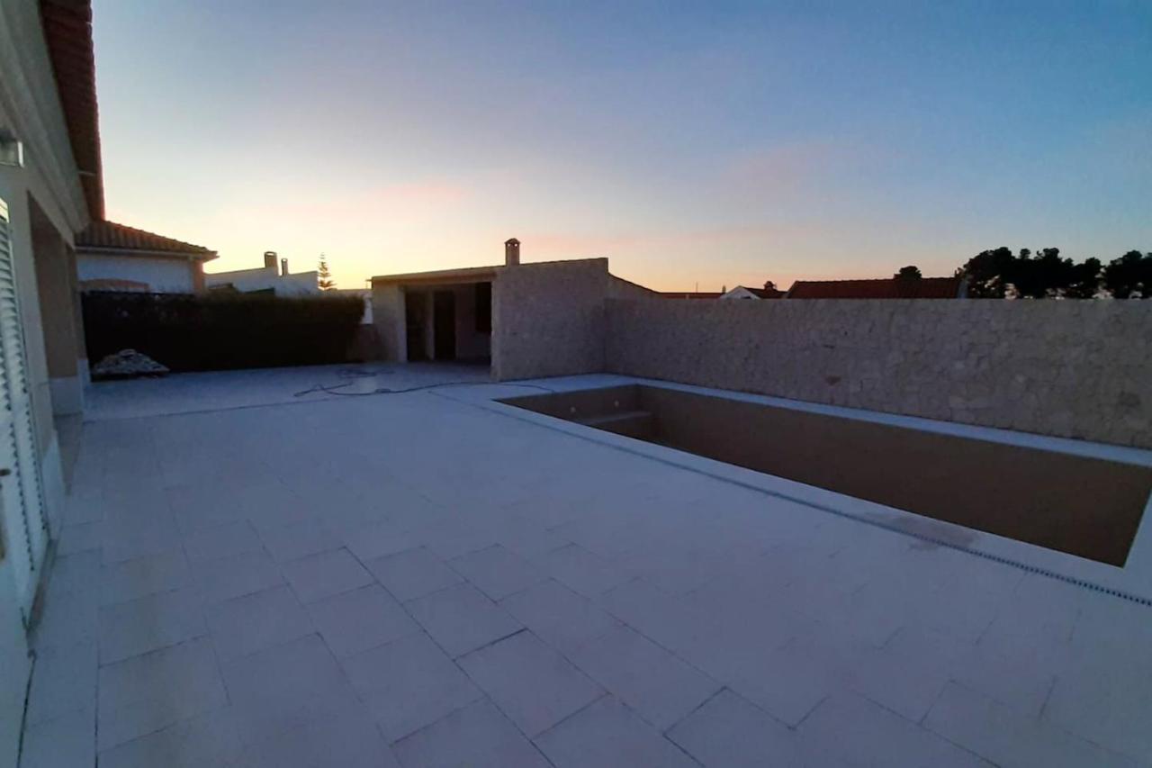 Spacious House In Aldeia Dos Pinheiros With Pool 아제이타오 외부 사진