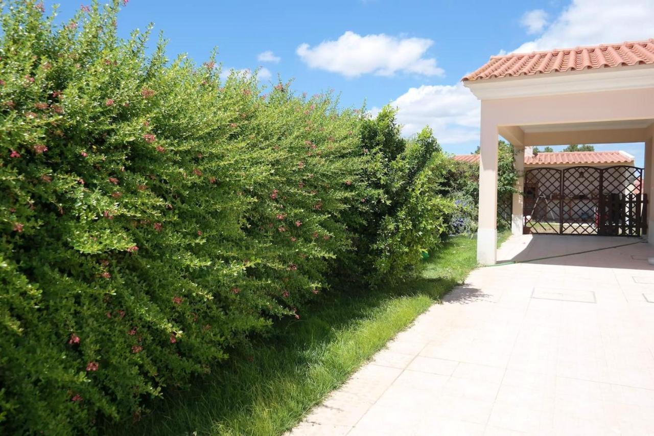 Spacious House In Aldeia Dos Pinheiros With Pool 아제이타오 외부 사진