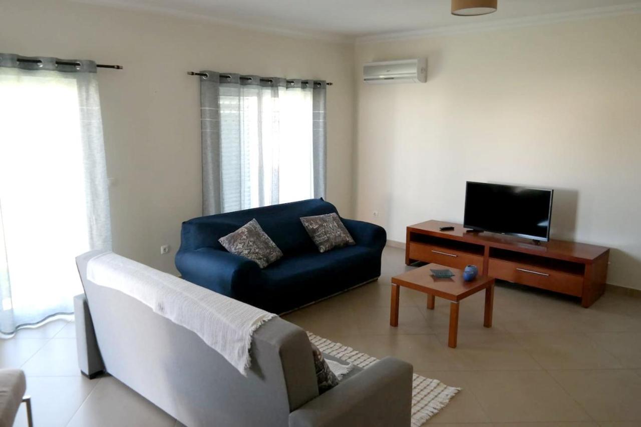 Spacious House In Aldeia Dos Pinheiros With Pool 아제이타오 외부 사진